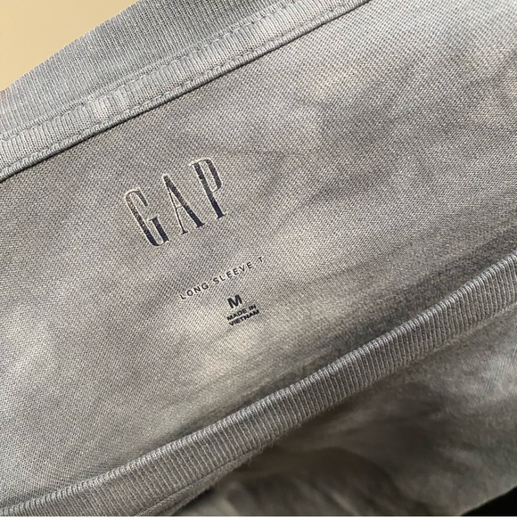 GAP Long Sleeve Shirt - Picture 4 of 4